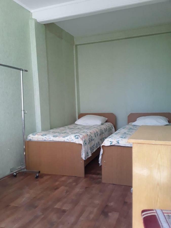 Zeleniy Dvorik Guest House New Athos ภายนอก รูปภาพ